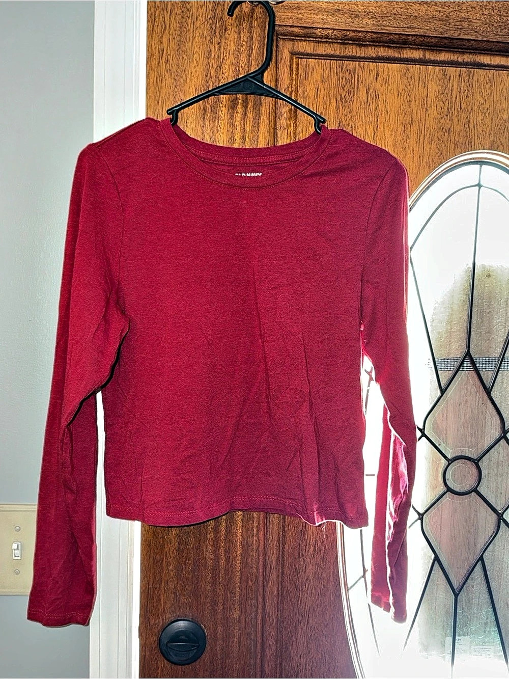Old Navy Long Sleeve Top in Red Like New